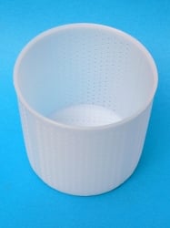 PP mould with bottom for 300/400 grams cheese (20 pieces)